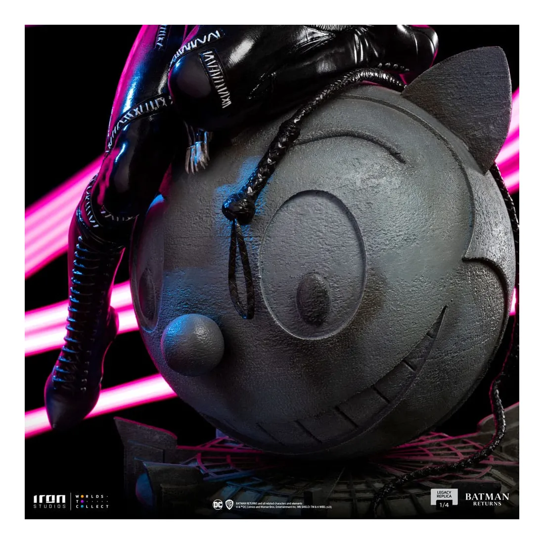 DC Comics - Legacy Replica 1/4 - Figurine Catwoman PRÉCOMMANDE 9 DC Comics - Legacy Replica 1/4 - Figurine Catwoman PRÉCOMMANDE – Image 9