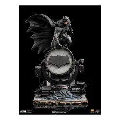 DC Comics Zack Snyder's Justice League - Deluxe Art Scale 1/10 - Figurine Batman On Batsignal PRÉCOMMANDE -Figurines Soldes dc comics zack snyder s justice league deluxe art scale 110 figurine batman on batsignal 1