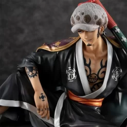 MegaHouse One Piece - Portrait Of Pirates Warriors Alliance - Figurine Trafalgar Law PRÉCOMMANDE -Figurines Soldes one piece portrait of pirates warriors alliance figurine trafalgar law 8