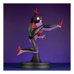 Kotobukiya Spider-Man: New Generation - ARTFX+ - Figurine Spider-Man (Miles Morales) Hero Suit -Figurines Soldes spider man new generation artfx figurine spider man miles morales hero suit 7