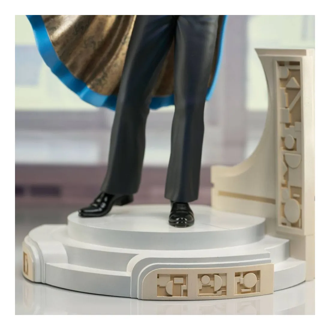 Gentle Giant Star Wars Épisode V - Star Wars Milestones 1/6 Lando Calrissian PRÉCOMMANDE 12 Gentle Giant Star Wars Épisode V - Star Wars Milestones 1/6 Lando Calrissian PRÉCOMMANDE – Image 12