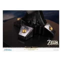 First 4 Figures The Legend Of Zelda Breath Of The Wild - Hylian Shield Standard Edition -Figurines Soldes the legend of zelda breath of the wild hylian shield standard edition 14