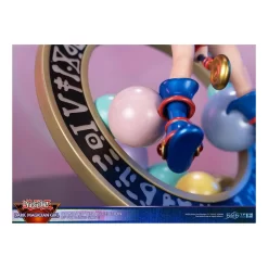 First 4 Figures Yu-Gi-Oh! - Figurine Dark Magician Girl Standard Vibrant Edition PRÉCOMMANDE 34 First 4 Figures Yu-Gi-Oh! - Figurine Dark Magician Girl Standard Vibrant Edition PRÉCOMMANDE -Figurines Soldes yu gi oh figurine dark magician girl standard vibrant edition 14